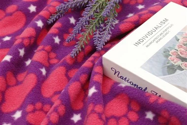 כלבים כפות הדפסה בד פולאר פליס